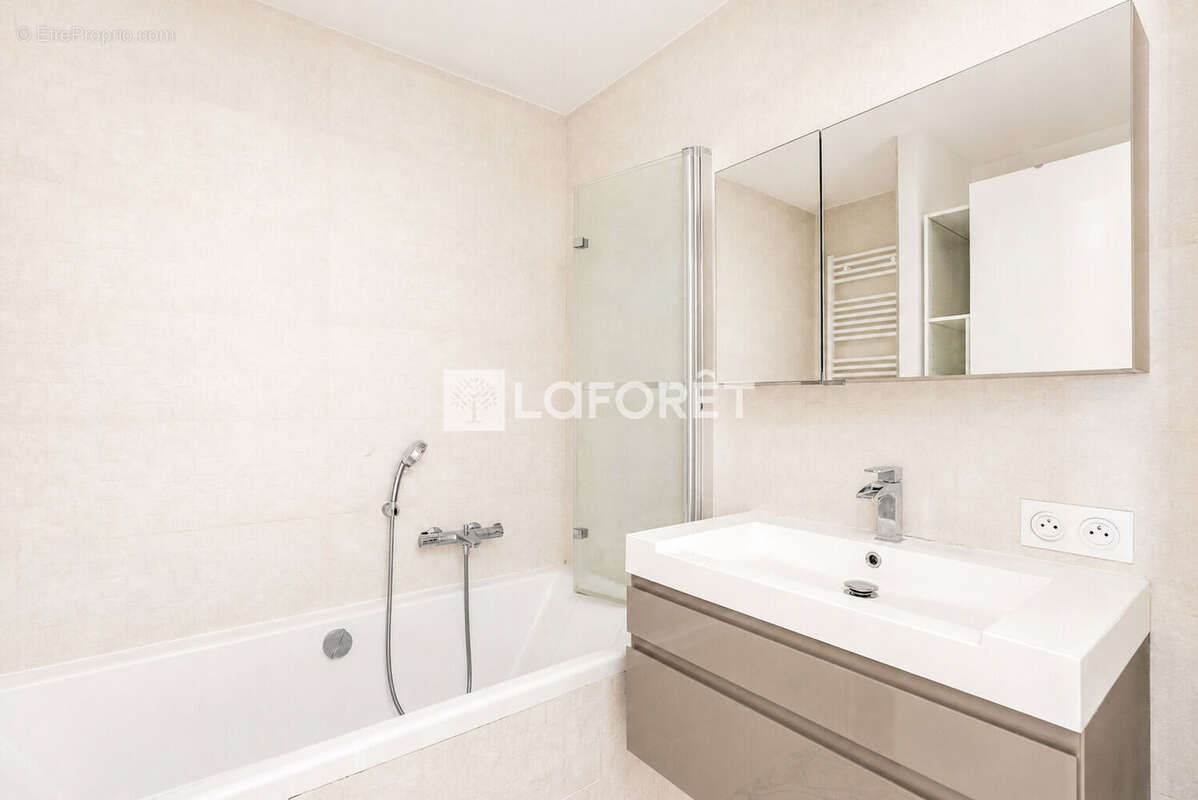 Appartement familial de 86 m² avec près de 20 m² d'espaces extérieurs - photo 9