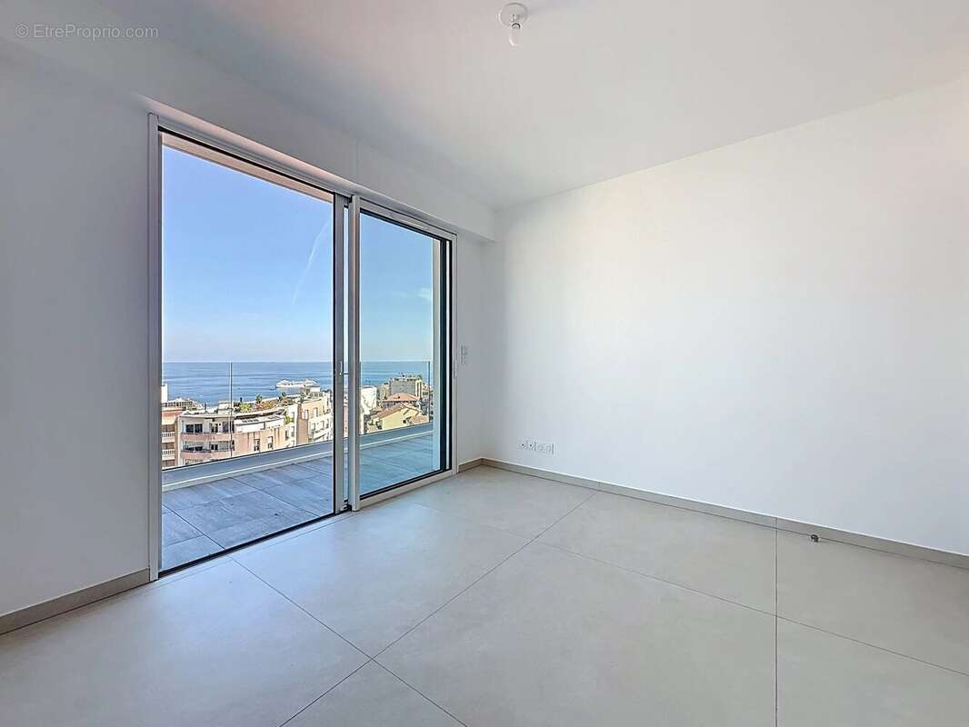 Appartement à BEAUSOLEIL