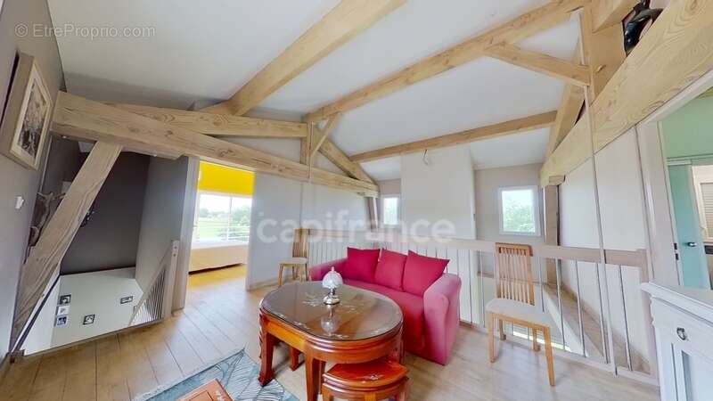 Maison à MAUVEZIN-SUR-GUPIE