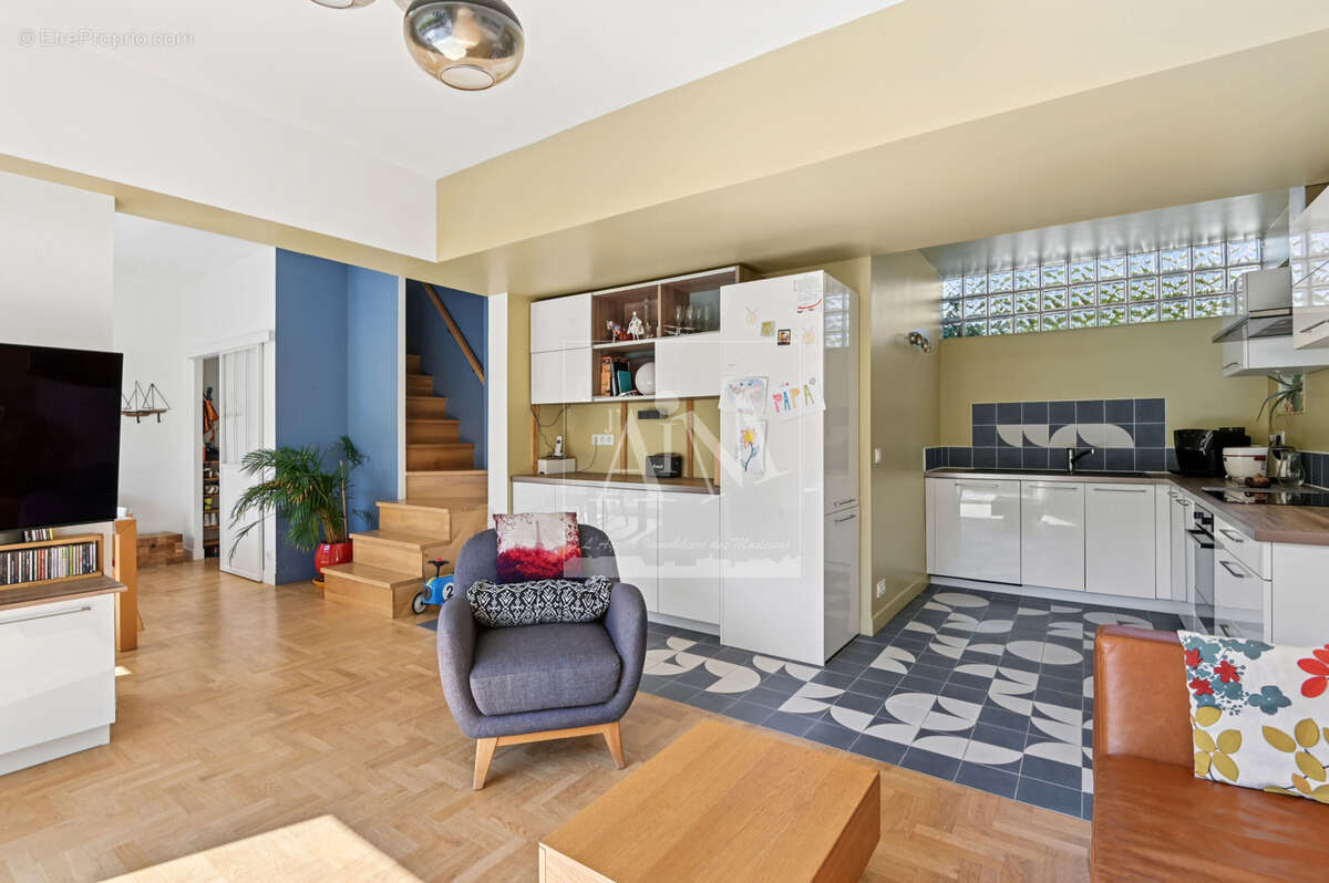 Appartement à NANTERRE