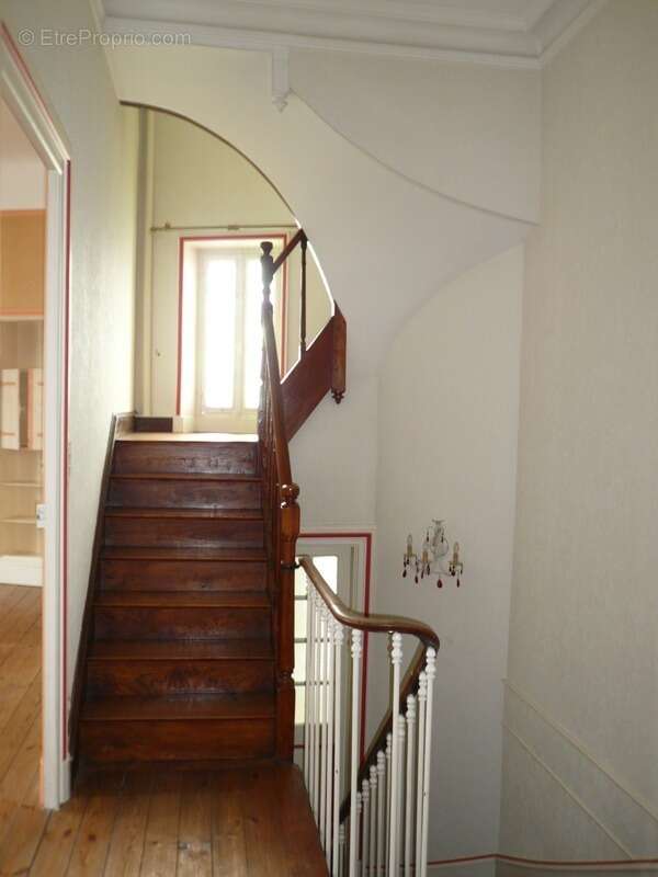  A Vendre Maison BOURGEOISE COGNAC Proche Centre Ville  - photo 51