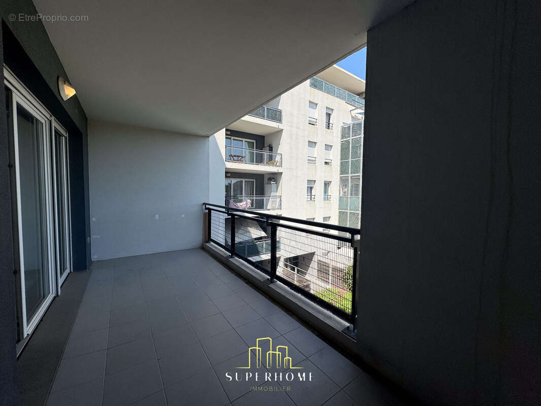 Grand t3 ensoleille et au calme avec terrasse  et  parking - photo 12