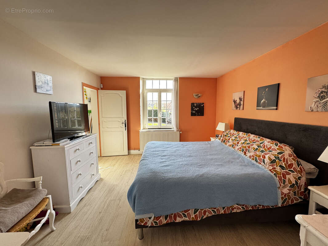 Maison à CHATEAUNEUF-EN-THYMERAIS