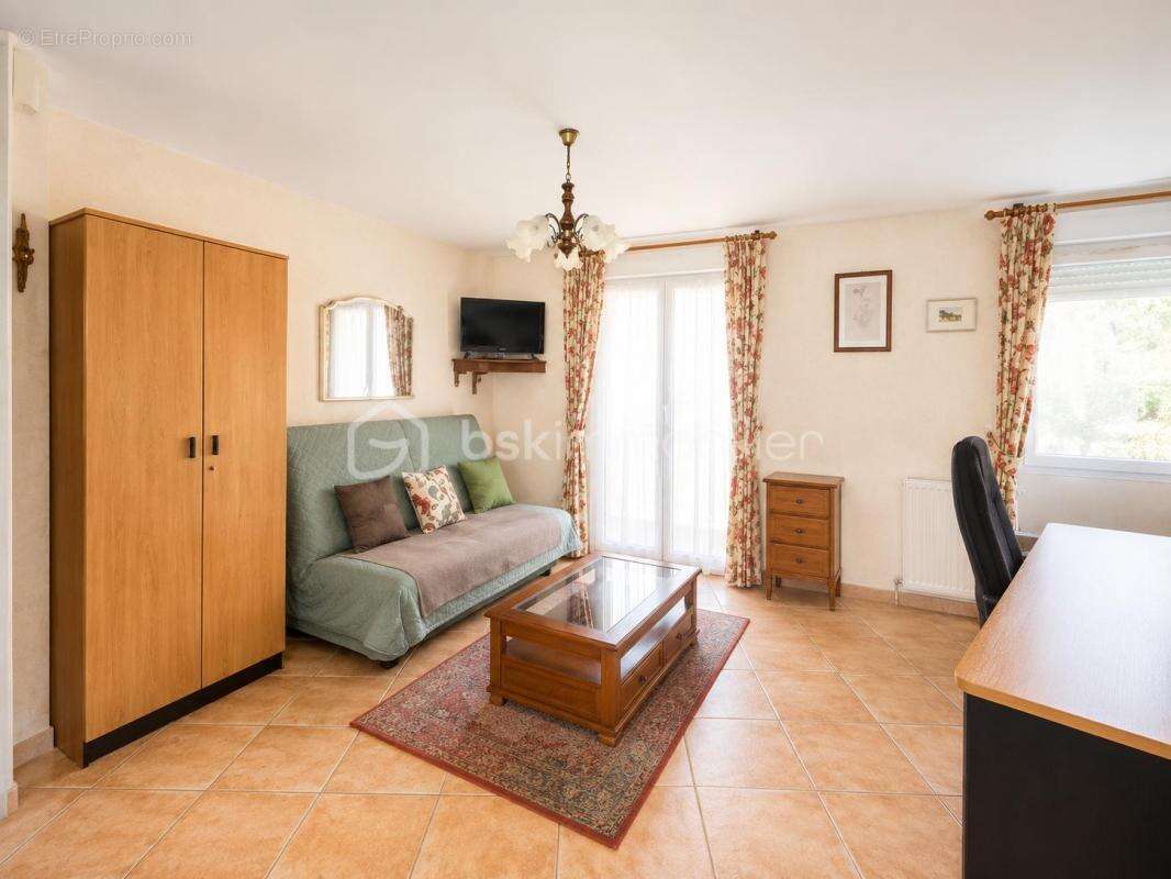 Appartement à LIVRY-GARGAN
