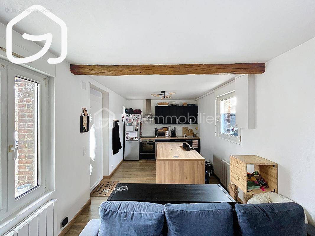 Maison à SAINT-ETIENNE-DU-ROUVRAY