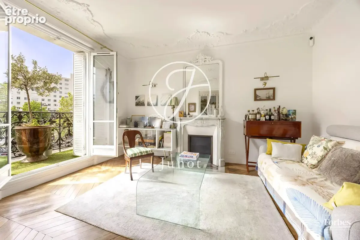 Paris 15e - SUFFREN / ROSA BONHEUR - Appartement à vendre - 4 pièces - 71,44m² loi Carrez - 2 chambres - Vues dégagées - Balcons - photo 2
