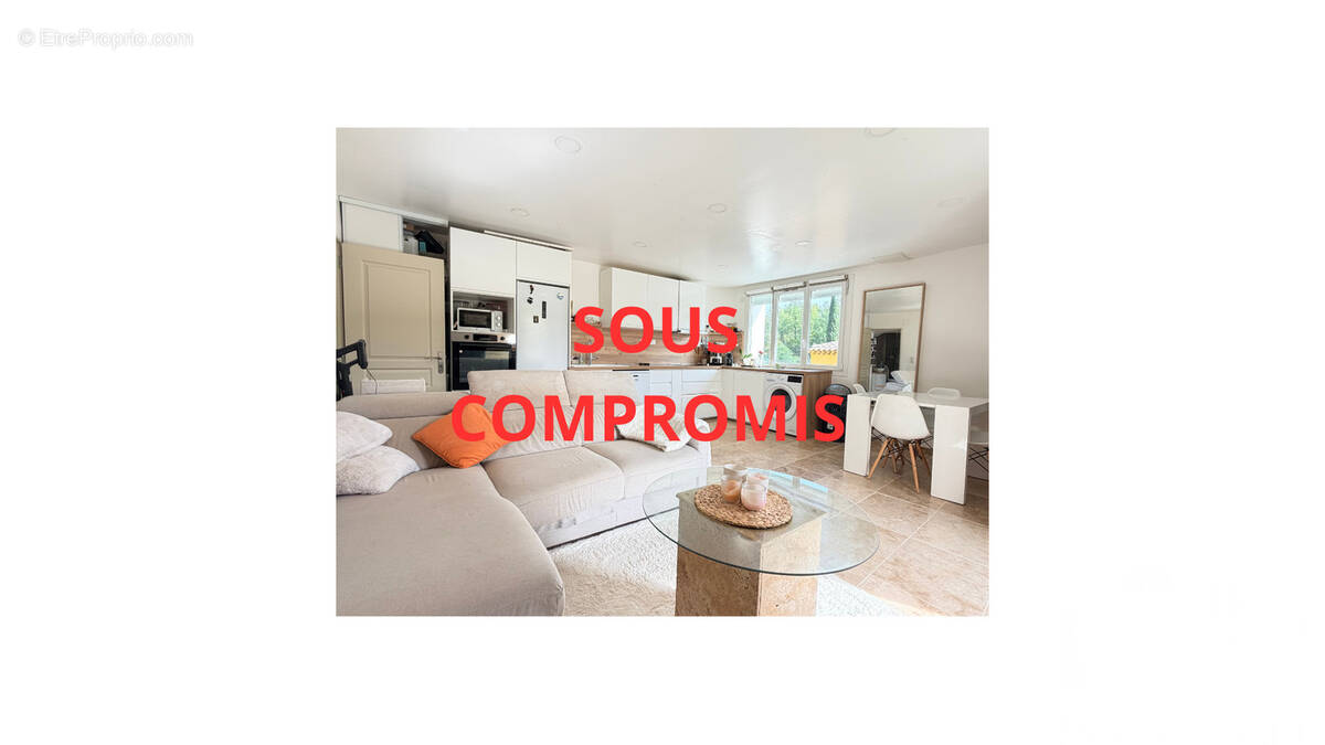 Photo 1 - Appartement à PEYNIER