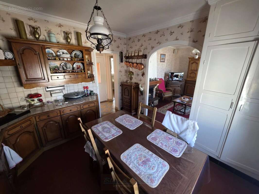 Maison à CHALETTE-SUR-LOING