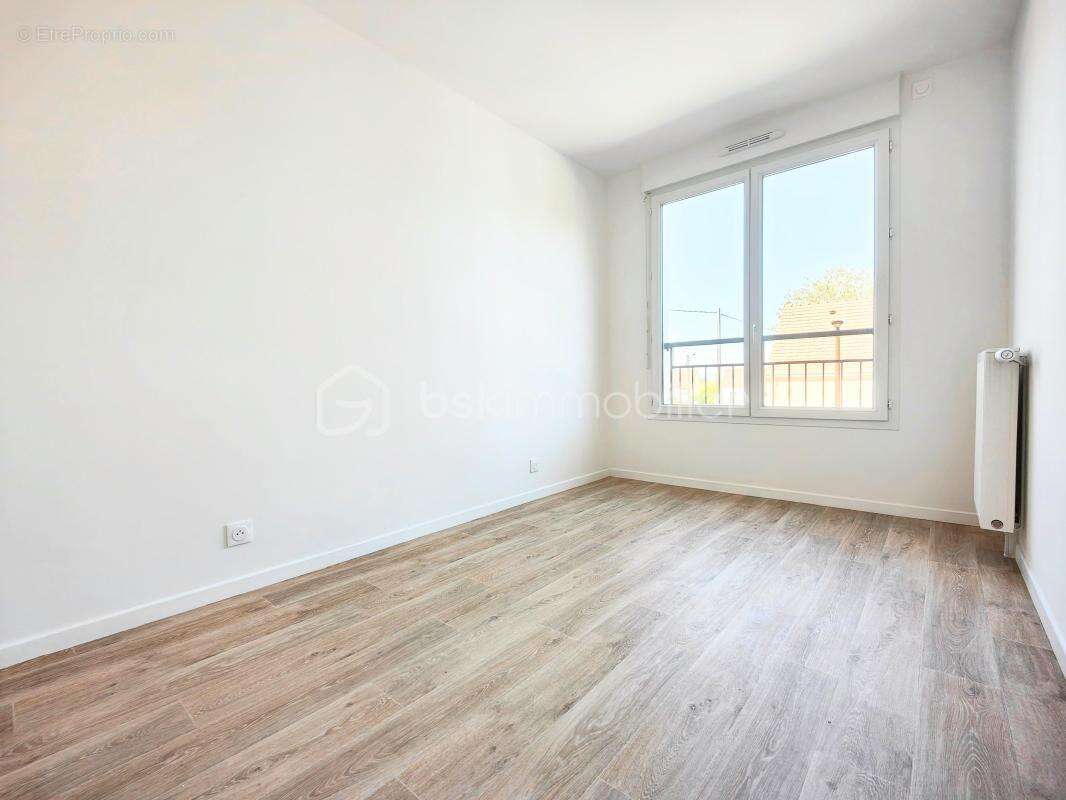 Appartement à JOUARS-PONTCHARTRAIN