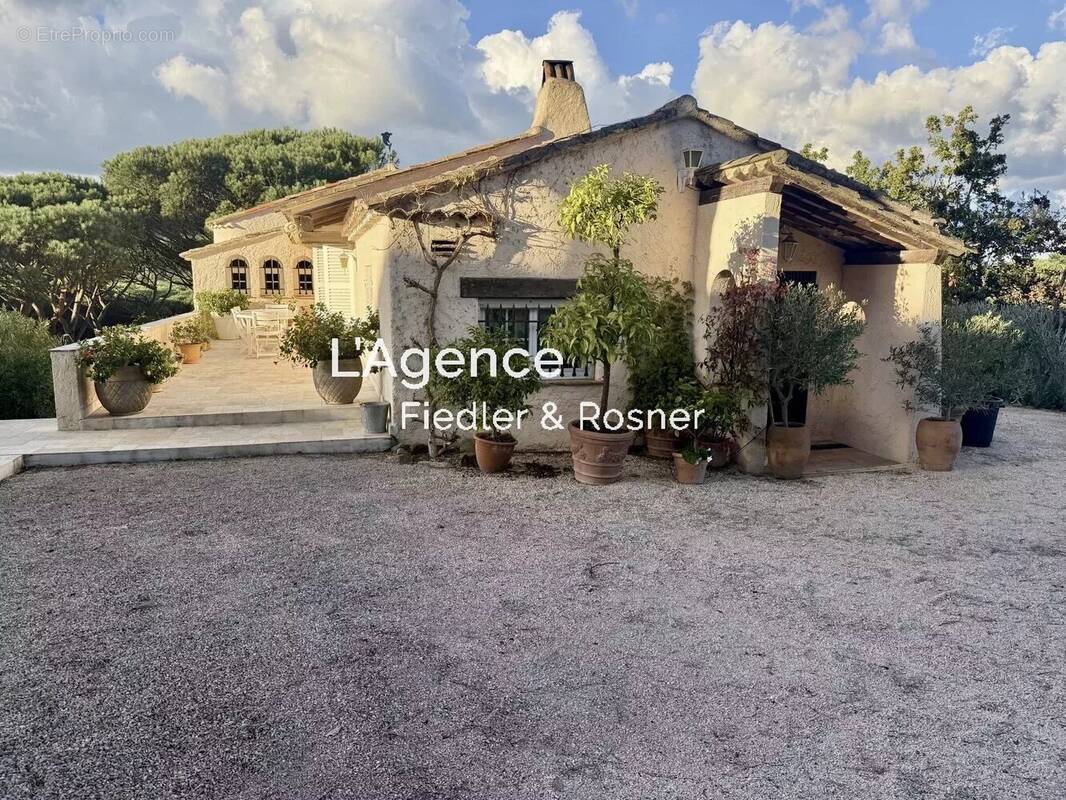 Maison à RAMATUELLE