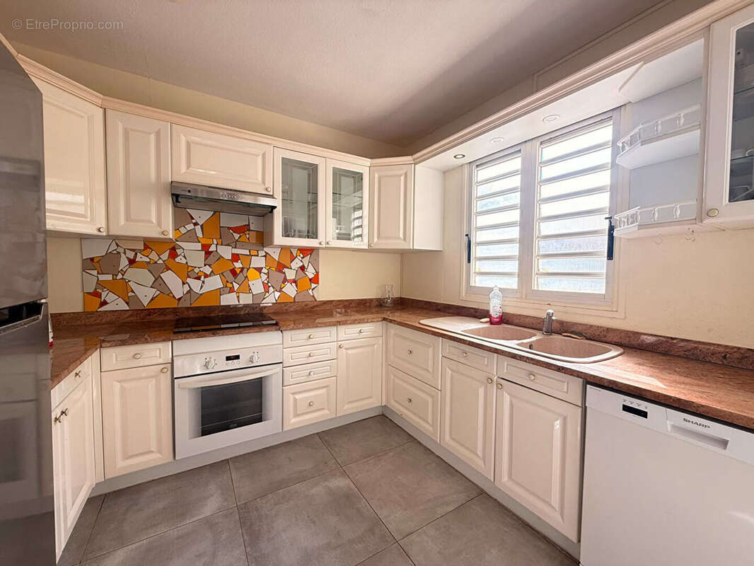 À vendre - appartement t3 d'exception à l'ermitage - à quelques pas du lagon - photo 3