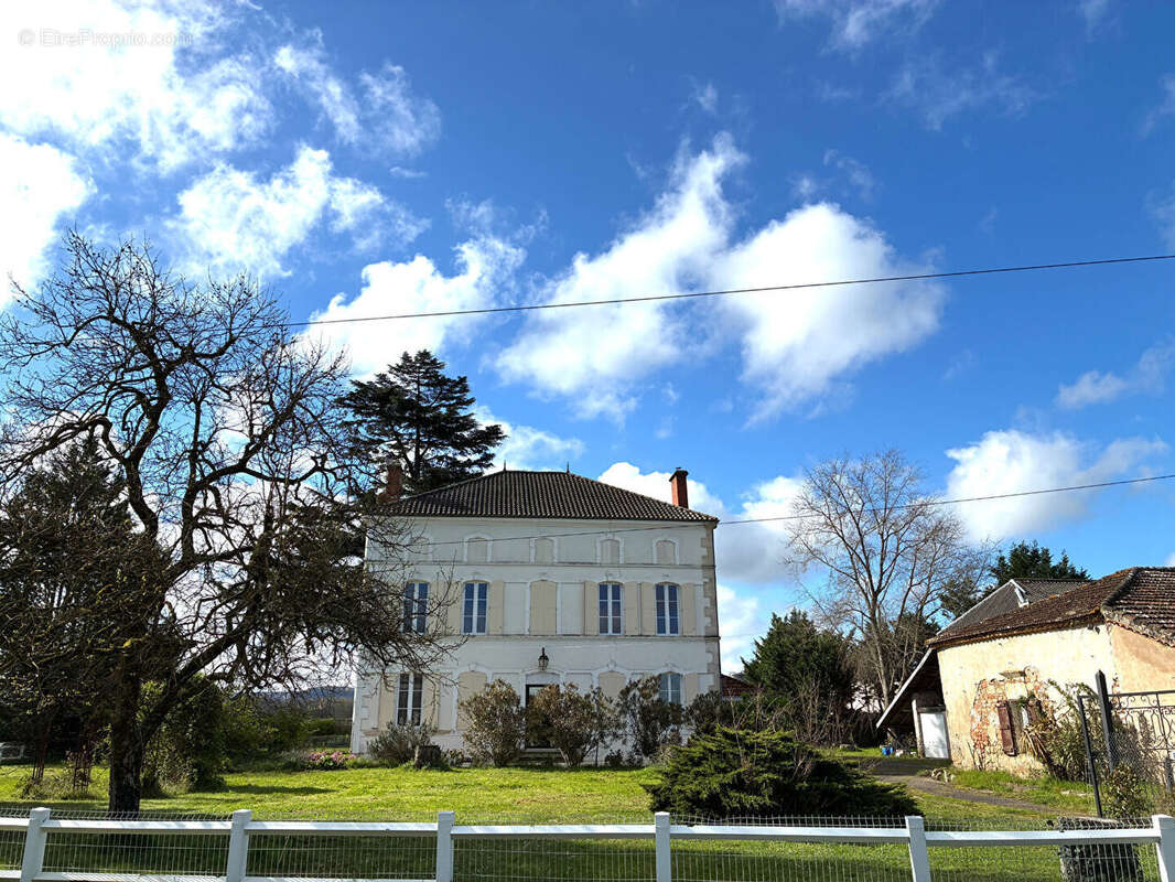 Maison à BIAS