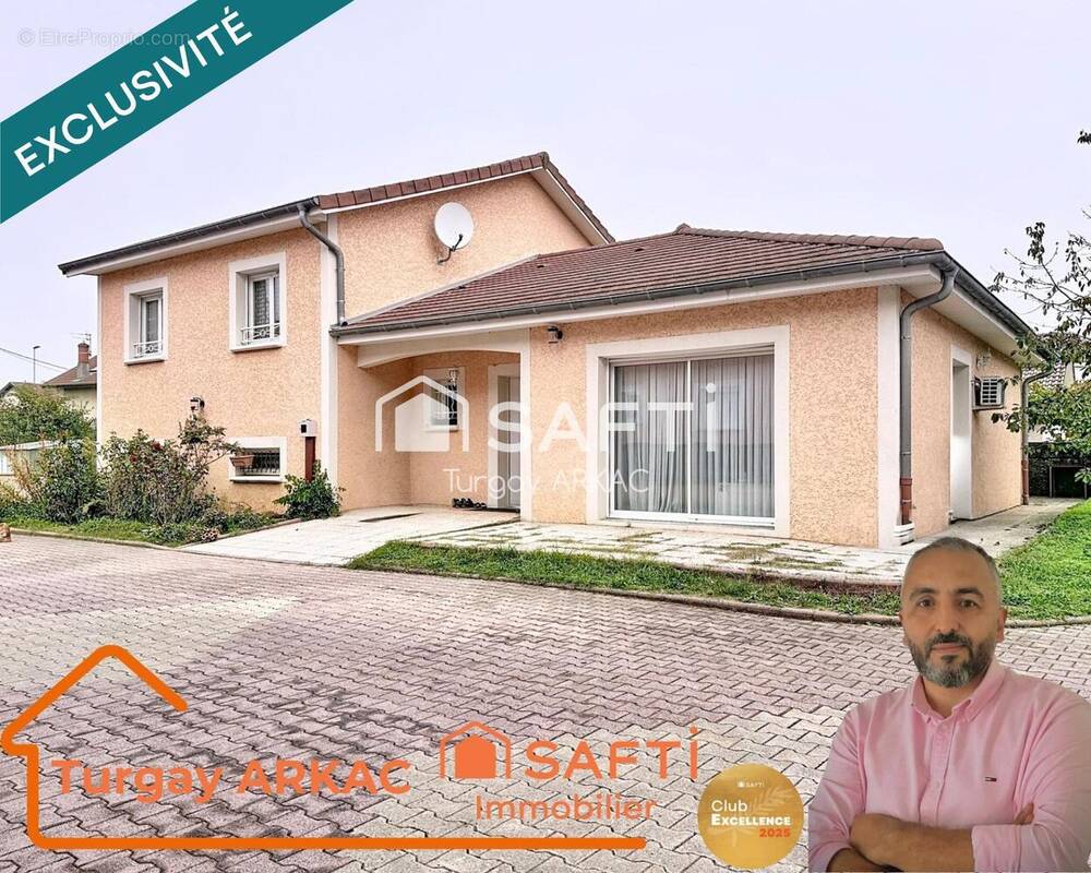 Photo 1 - Maison à PONT-DE-CHERUY