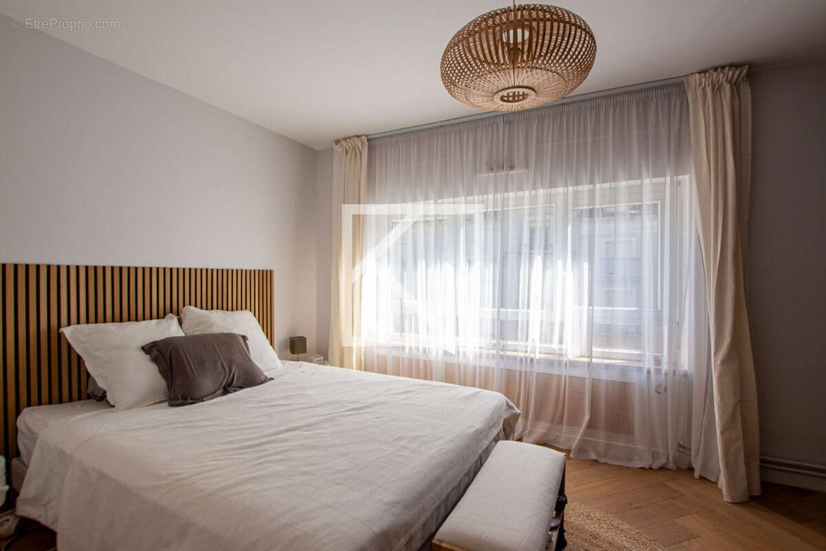 Appartement 88 m² à Angers  - photo 7