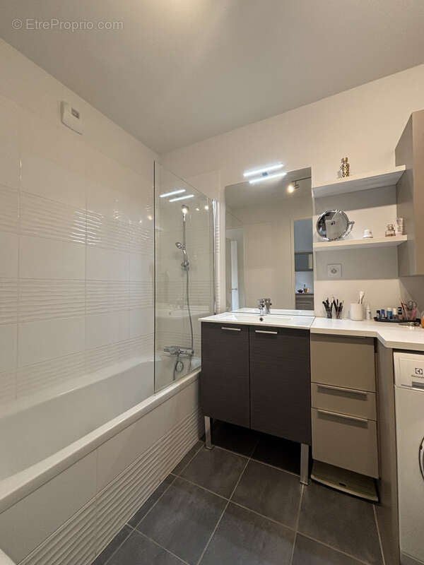 Appartement à OULLINS