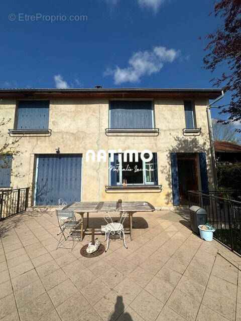 Maison à VILLEBERNY