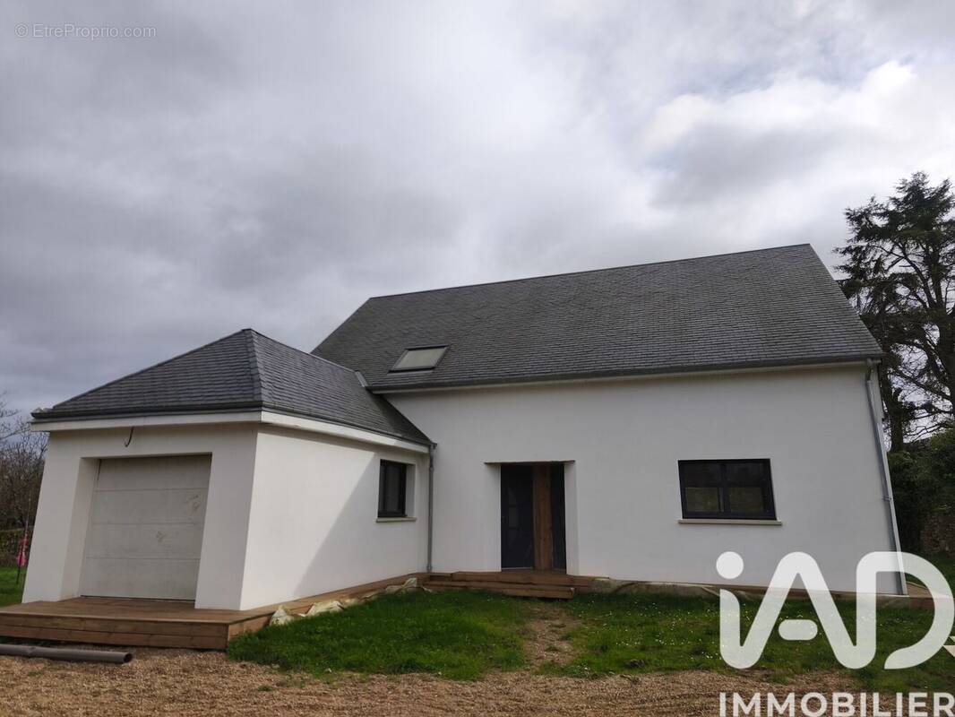 Photo 1 - Maison à ROCHECORBON