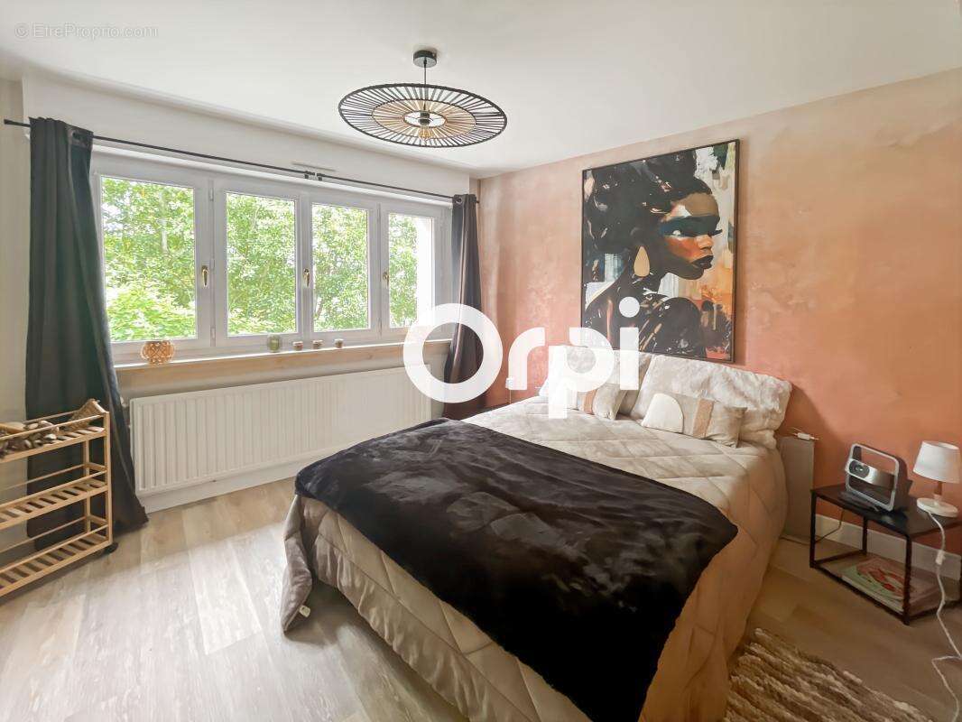 Appartement À Vendre - photo 4
