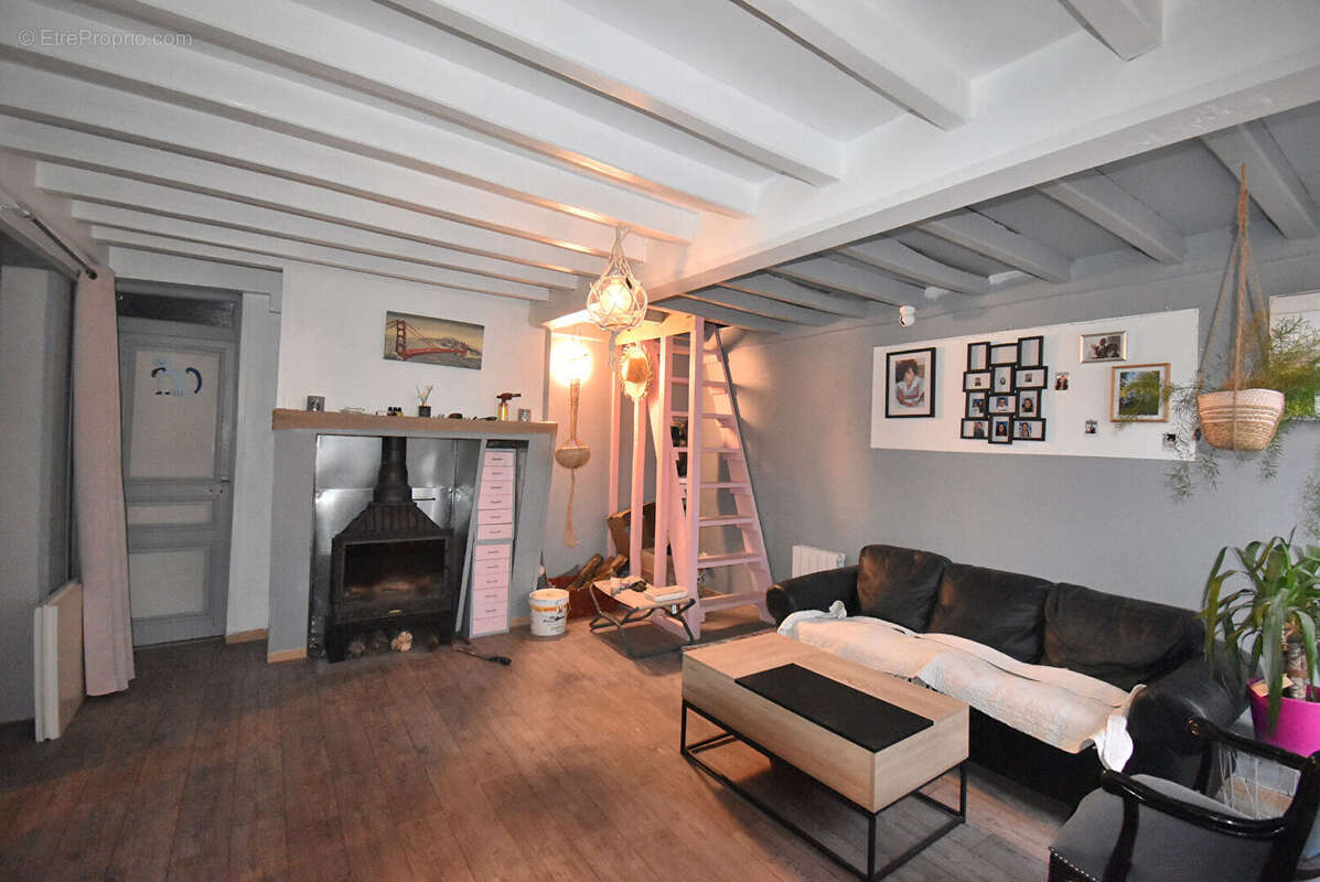 Maison à MAIZIERES-LES-BRIENNE