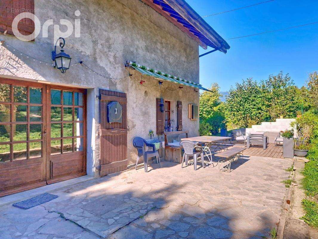 Maison à SAINT-GERMAIN-SUR-RHONE