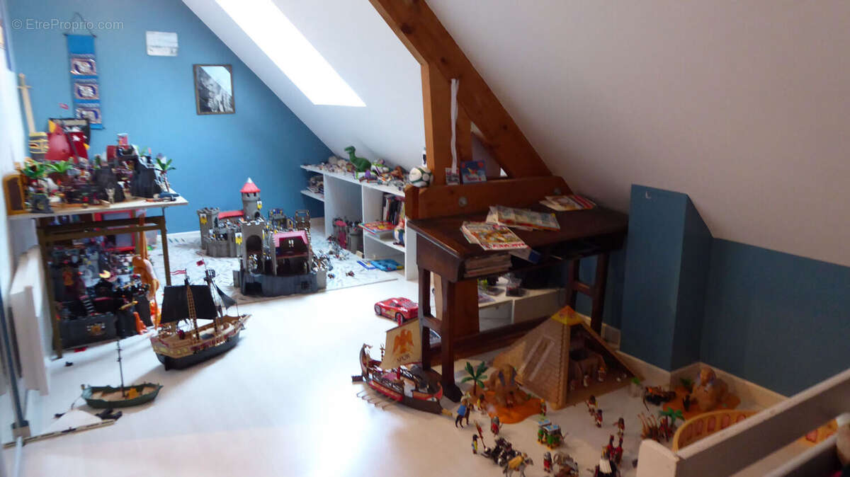 Maison 10' Pont L Eveque 4 ch, terrain 1745 m², belle pièce de vie poêle à bois et terrasse - photo 11