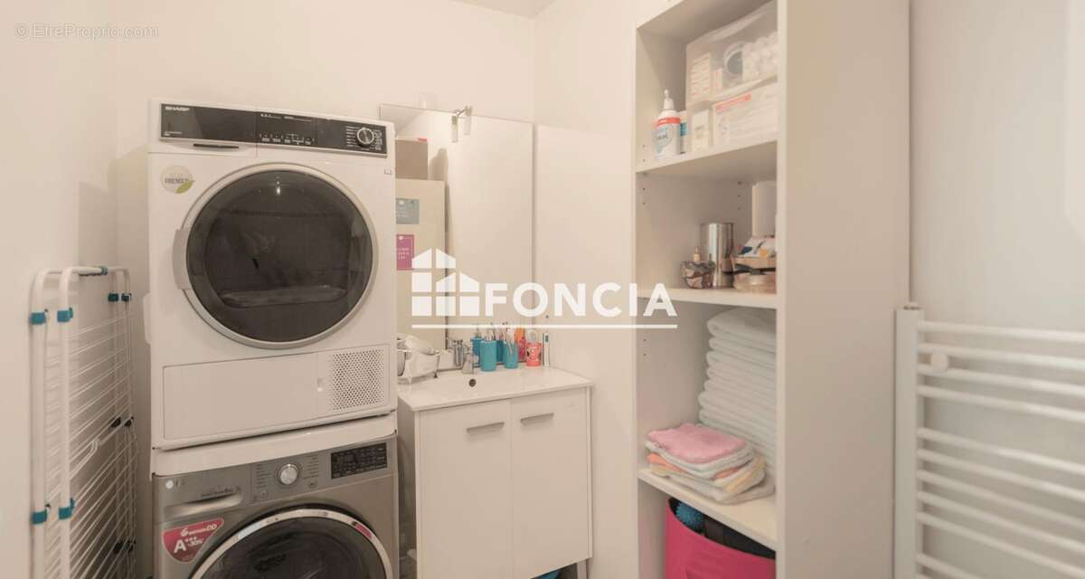 Appartement à SAINT-JEAN-DE-BRAYE