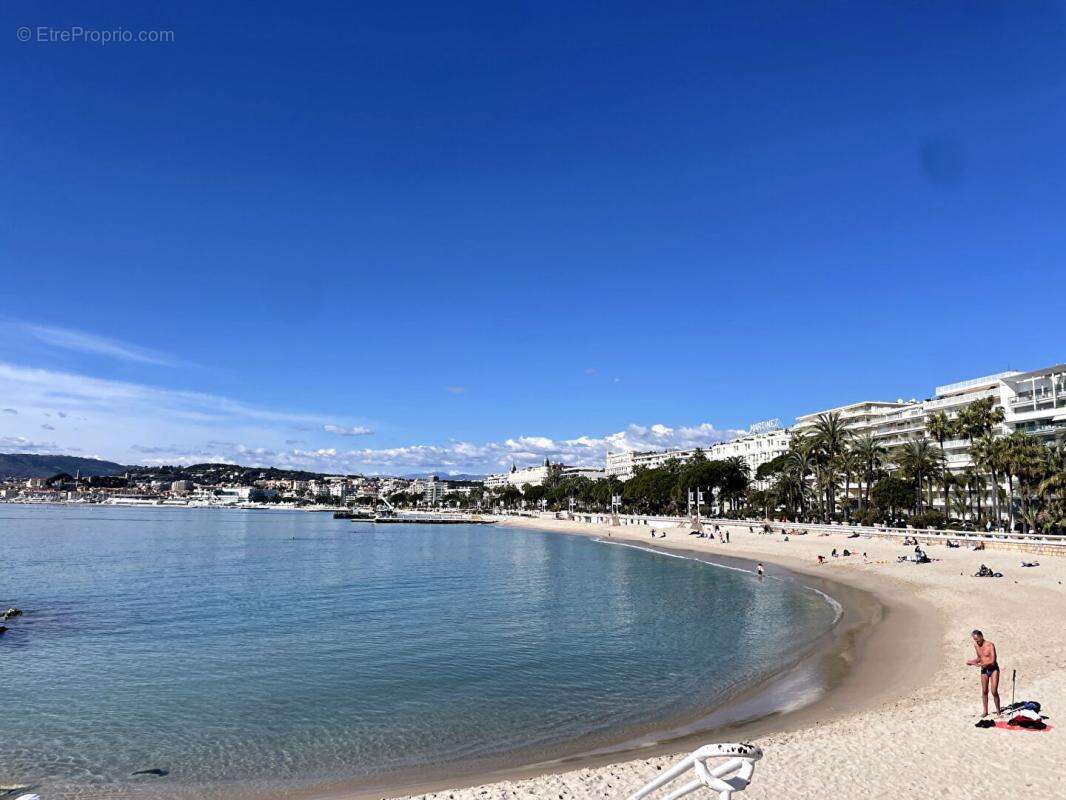 Appartement à CANNES