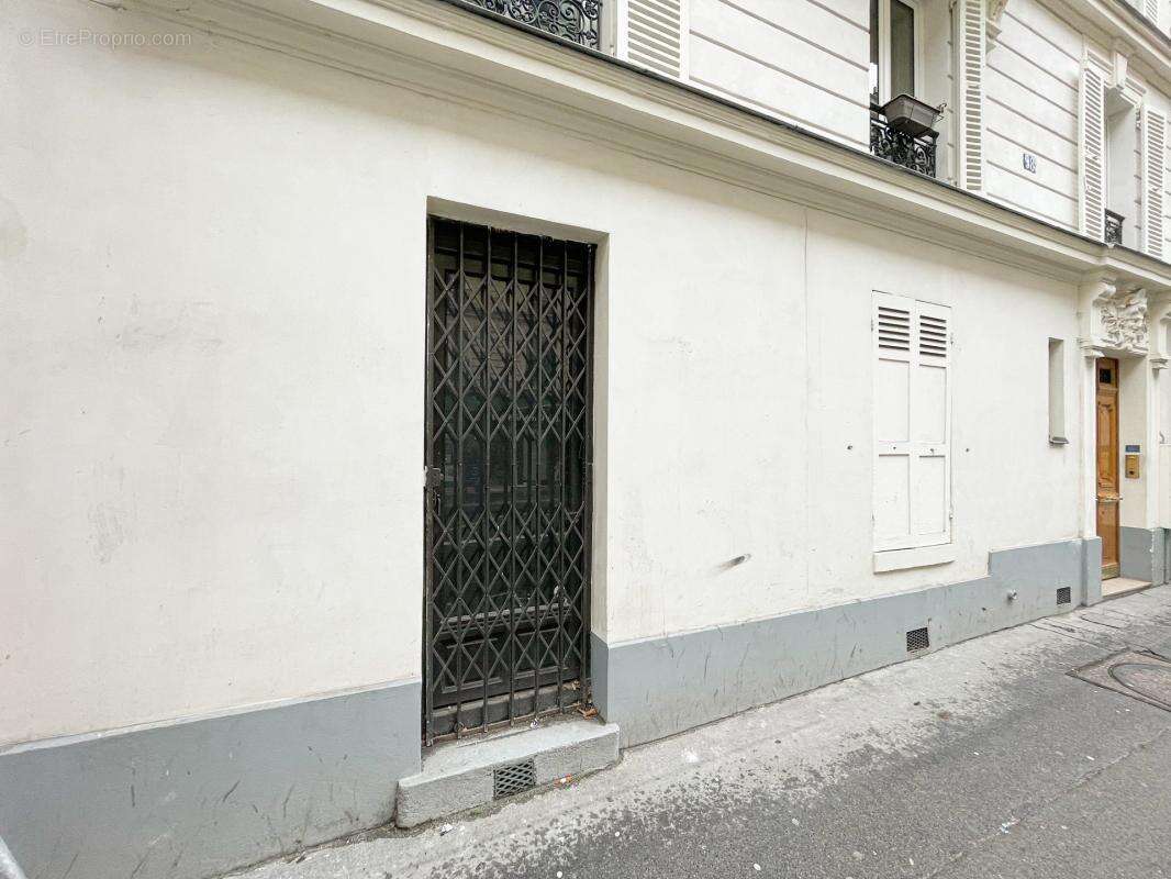 Commerce à PARIS-18E