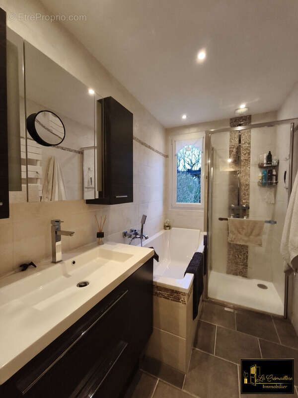 Maison à SAINT-MARTIN-DE-BRETHENCOURT