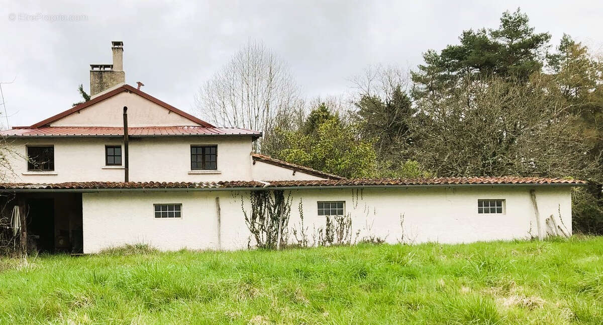 Maison à TOCANE-SAINT-APRE
