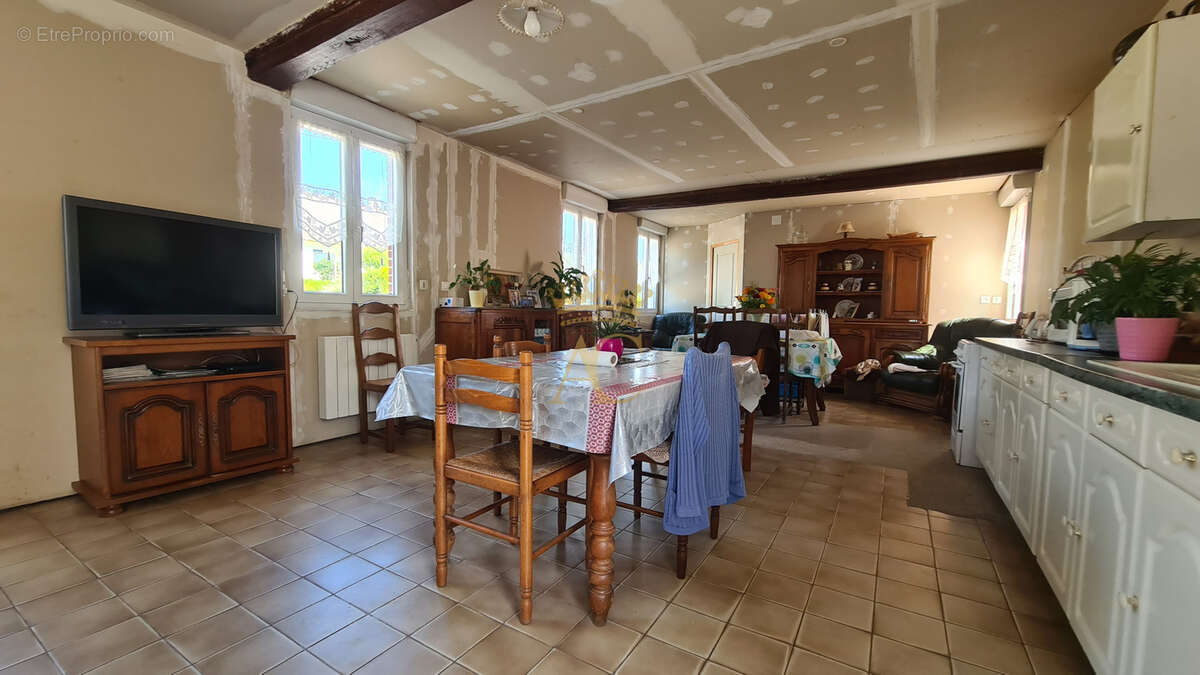 Investissement locatif avec potentiel de valorisation - Marles-sur-Canche. - photo 2