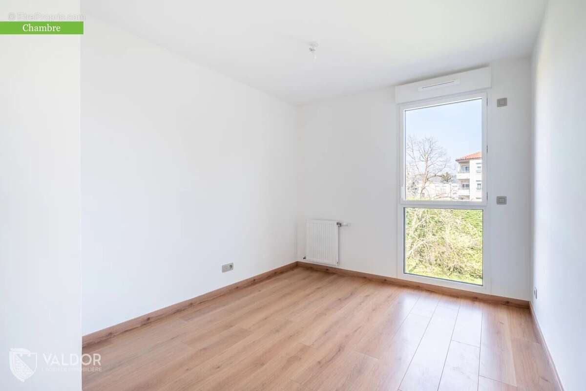 Appartement à ANSE