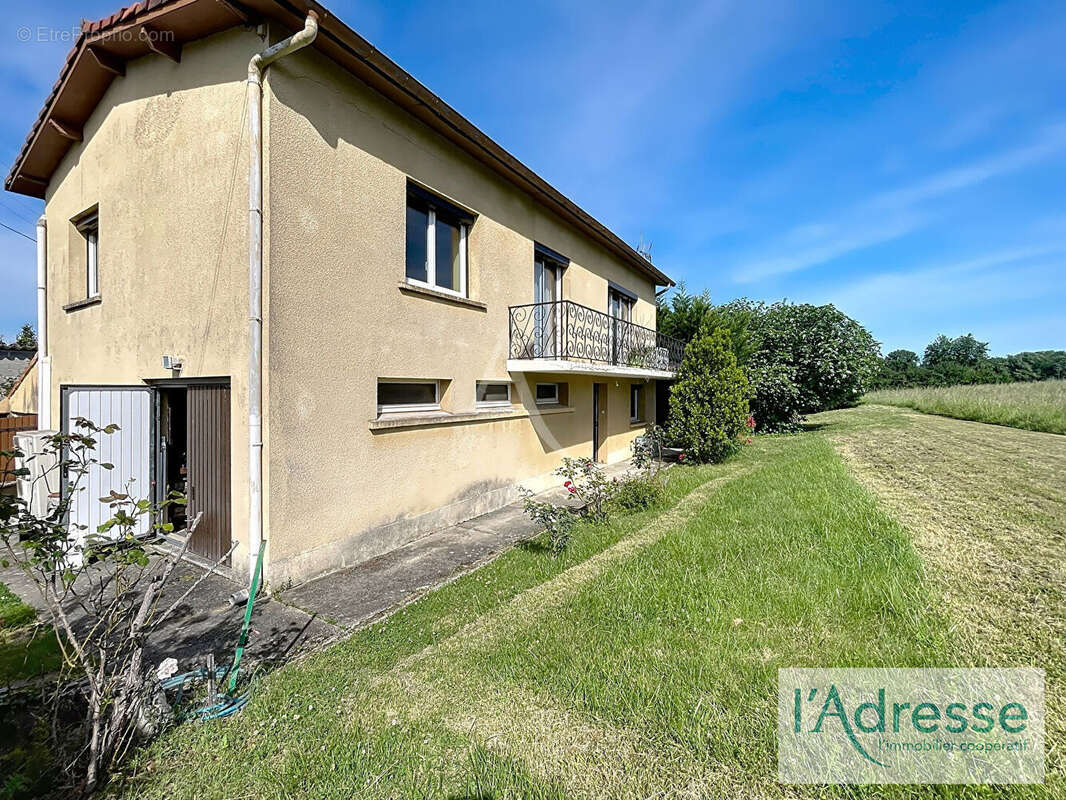 Maison à PECHBONNIEU