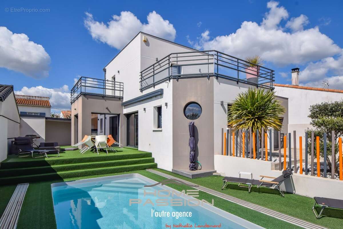 Maison à VAUX-SUR-MER