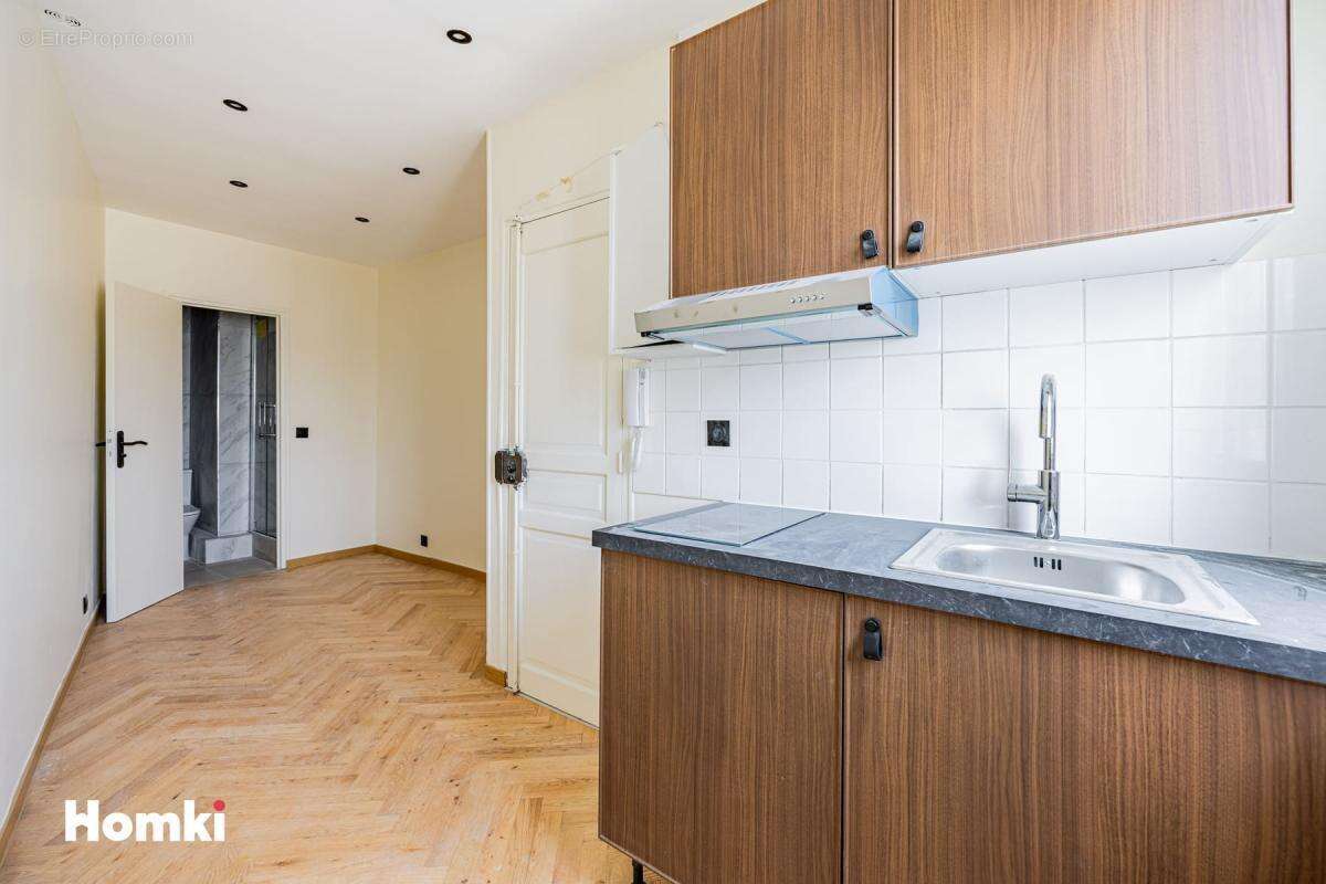 Appartement T1 de 12 m2 à Paris 75017, Rue Daubigny - photo 2