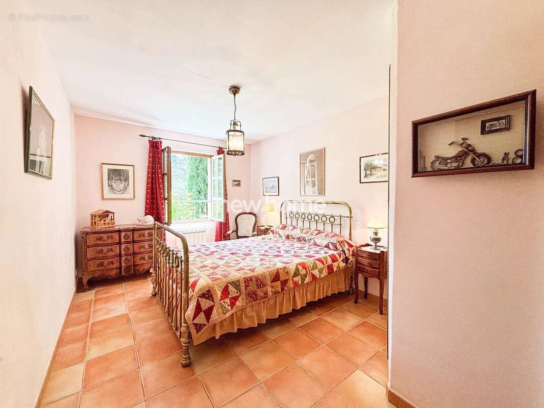 Maison à LORGUES