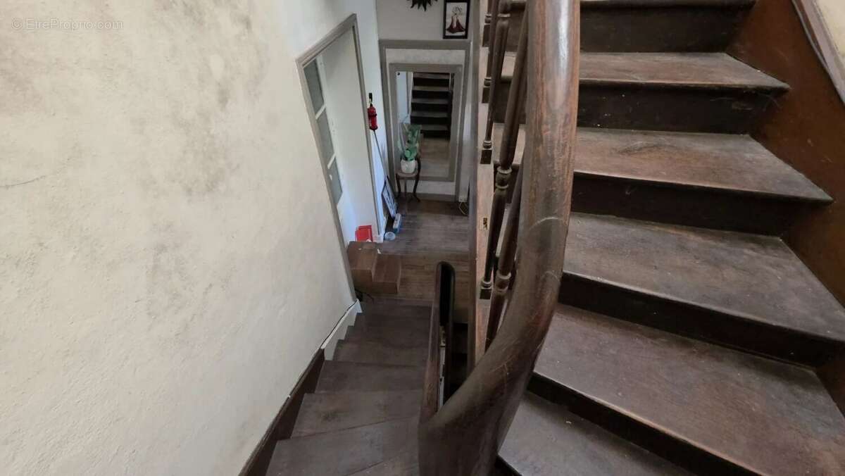À vendre : maison de 3/4 chambres avec hangar à La Trimouille - 86 - photo 19