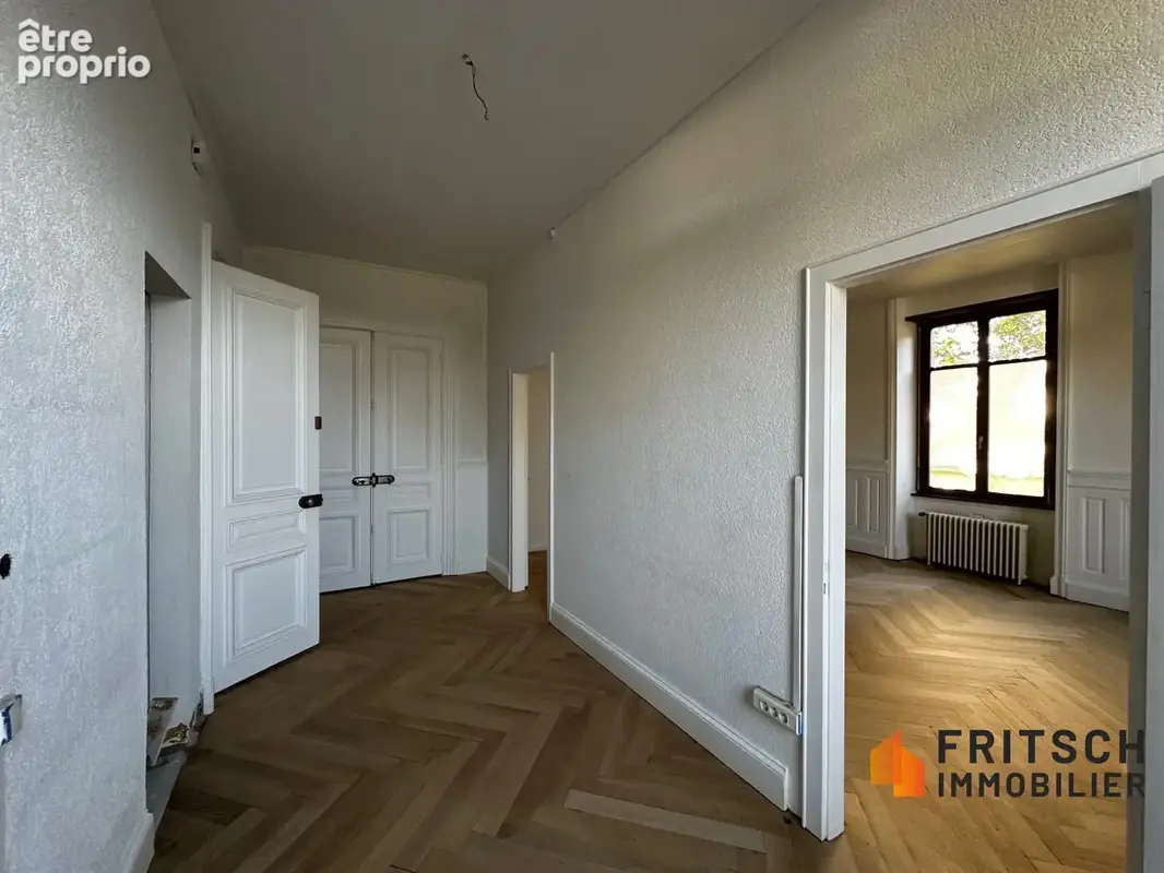 Maison 11 pièces 412 m² à vendre à Mulhouse (68200) - photo 3
