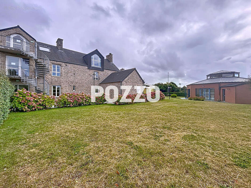 Maison à SURTAINVILLE