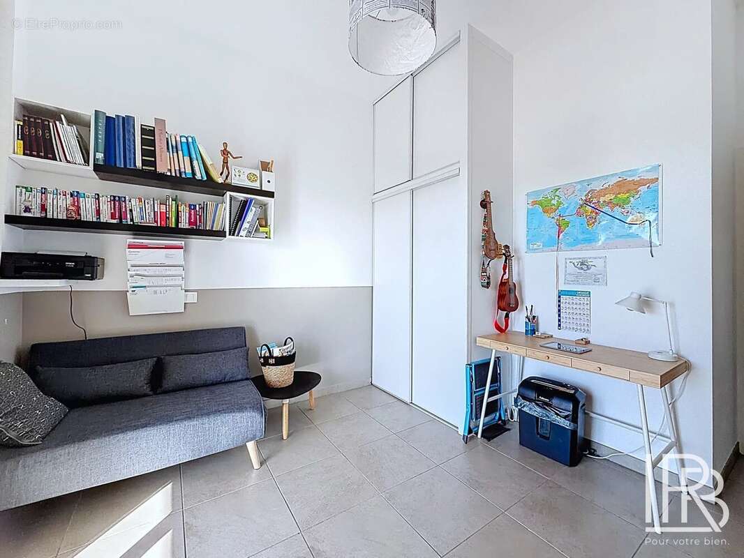 Appartement à MARSEILLE-2E