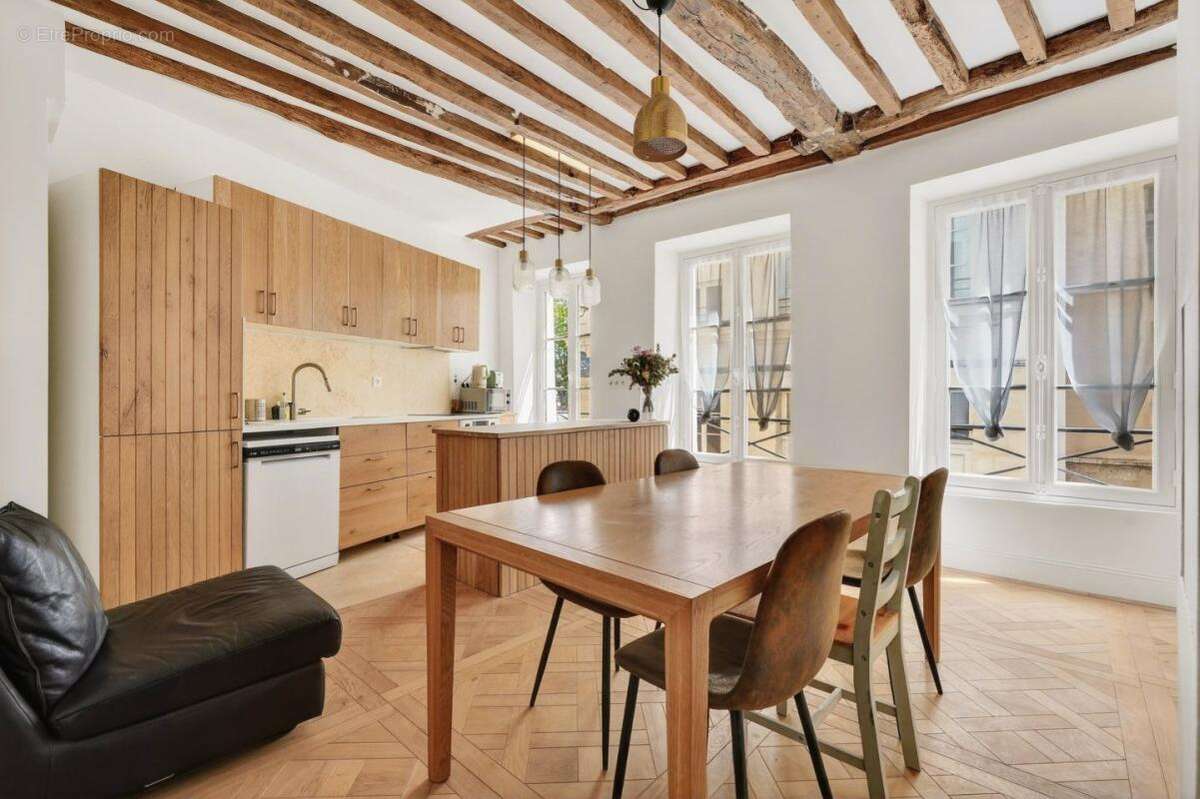 Maison à PARIS-5E