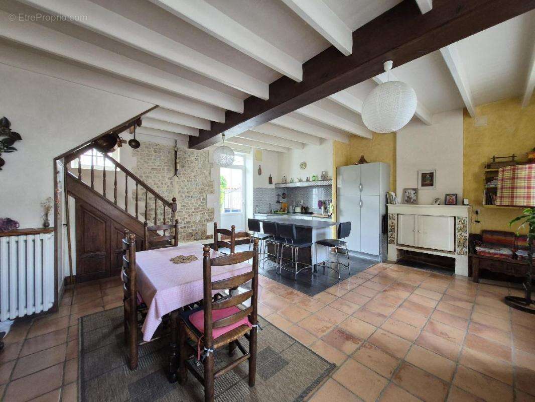 Maison à LOULAY