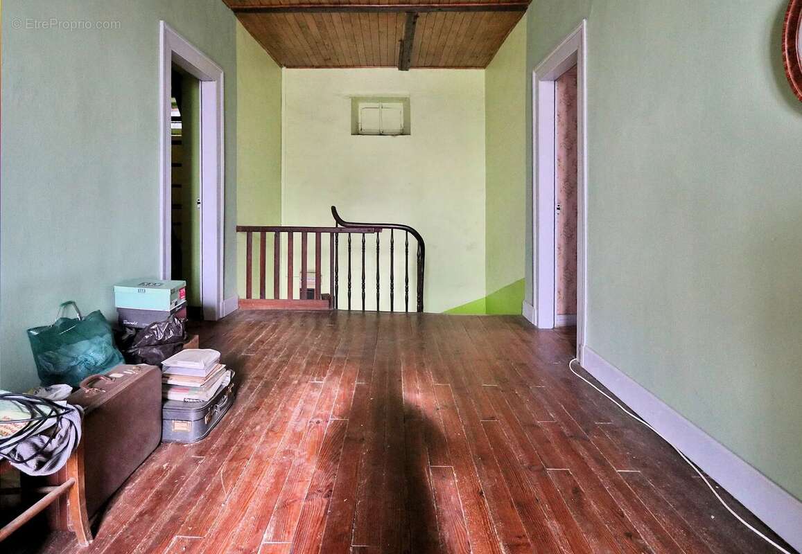 Maison à CASTELNAU-RIVIERE-BASSE