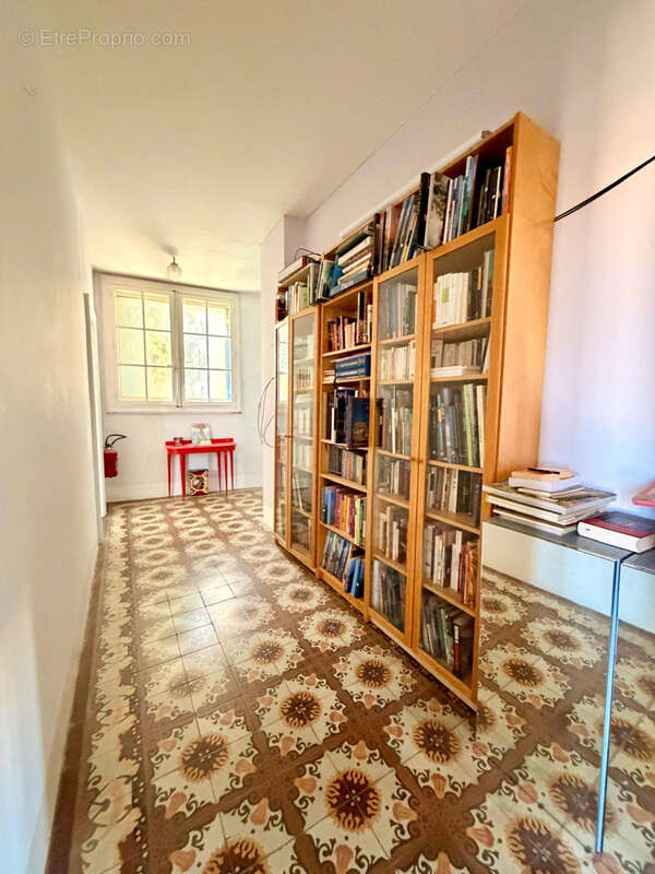 Maison de cachet de 367m2 sur un niveau avec un terrain de 800m2 - PLAISSAN - PEZENAS - photo 13