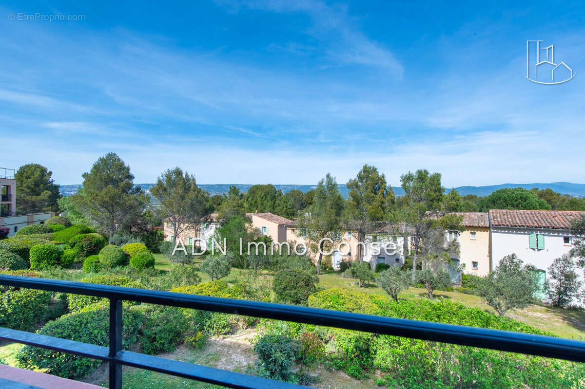 Appartement à MALLEMORT