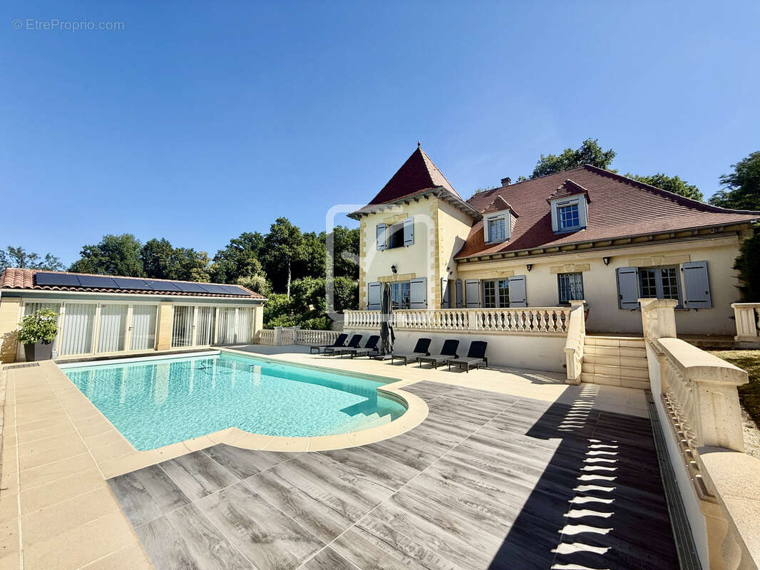 Maison à SARLAT-LA-CANEDA