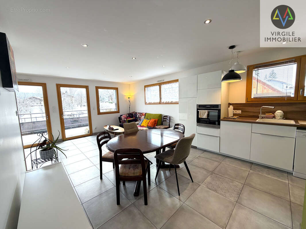 Appartement à LES GRANGETTES