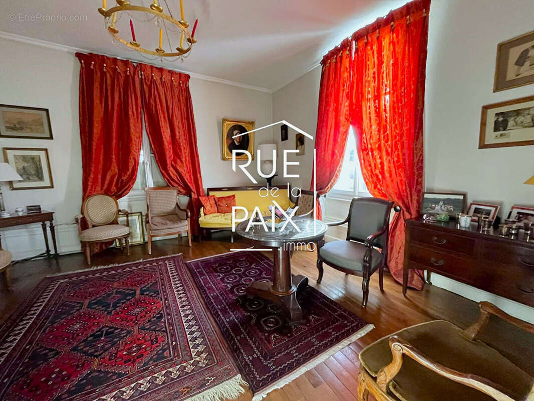 Maison à CHATELLERAULT