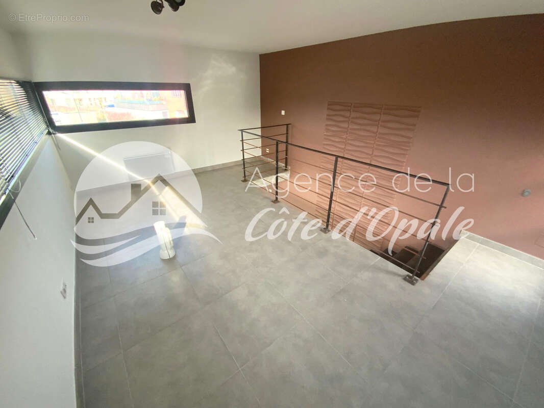Appartement à MERIGNIES