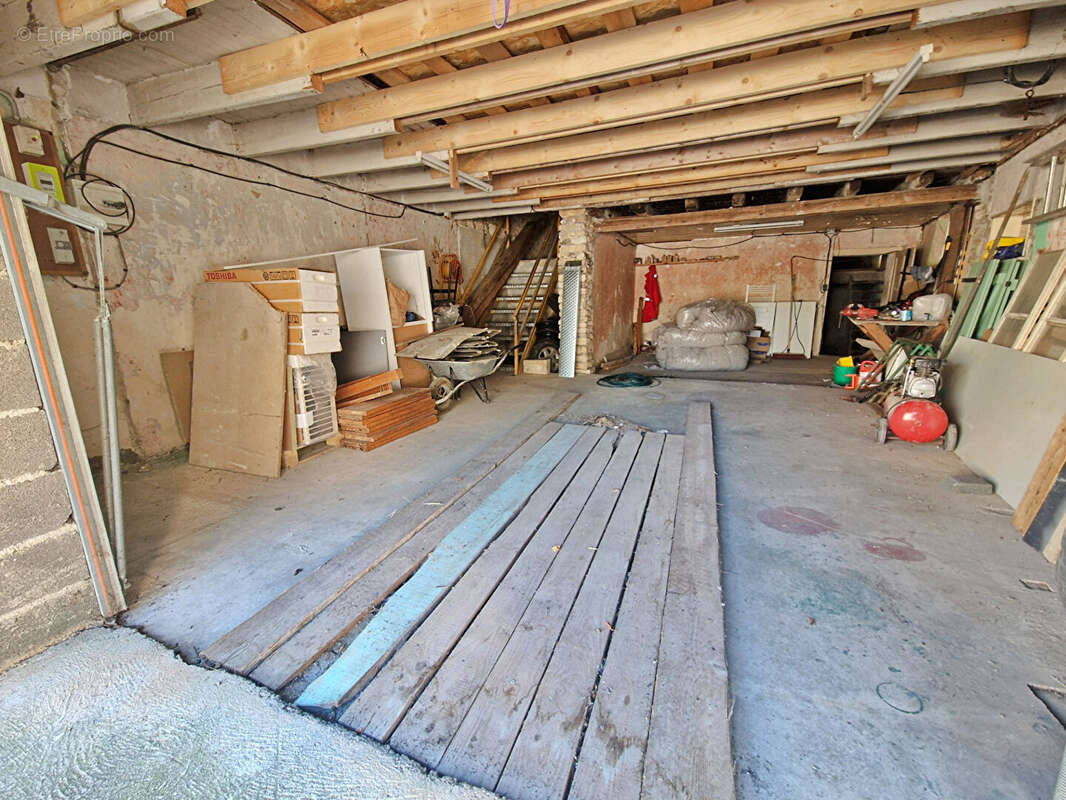 Maison à DOMPCEVRIN